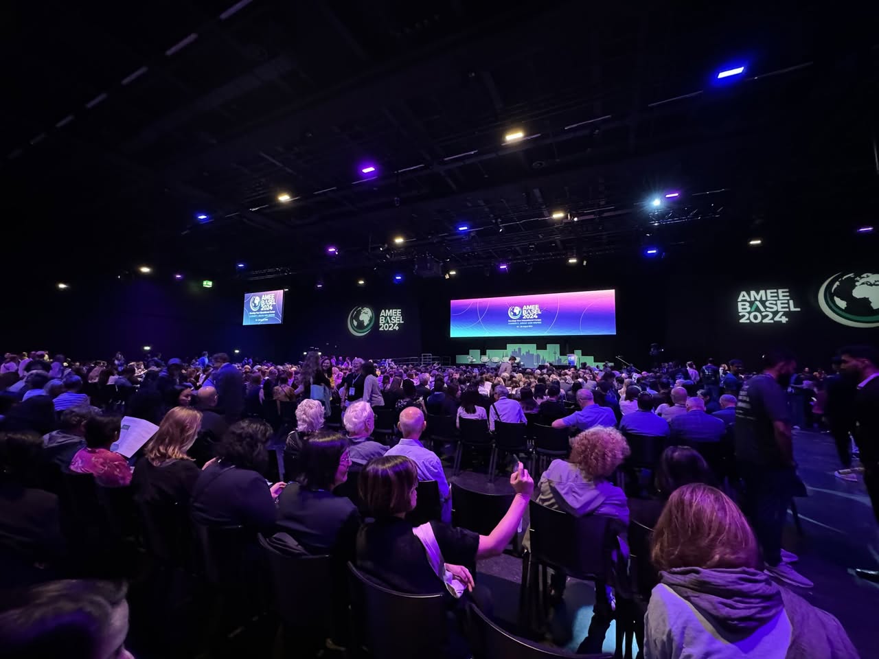 65E45F5D 1727 4FEF A954 1056B36D855B